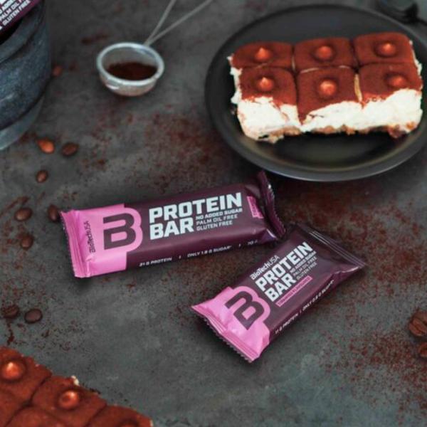Batoane proteice BioTechUSA Protein Bar Tiramisu (5999076238934) 70 g photo 2 Batoane proteice BioTechUSA Protein Bar Tiramisu (5999076238934) 70 g photo 2