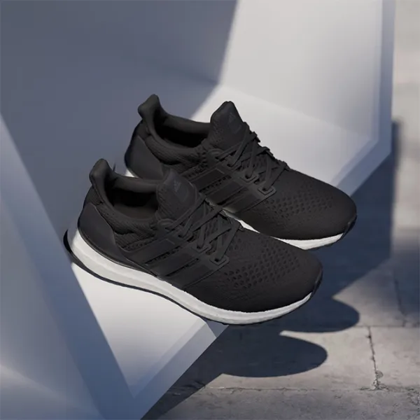 Кроссовки для женщин Adidas Ultraboost 1.0 W Весна/ Black photo 9