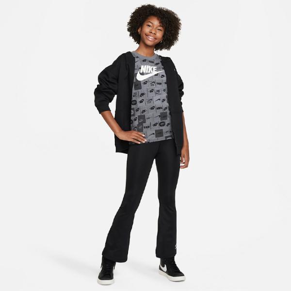 Футболка для девочек Nike K Nsw Tee Club Ssnl Aop Hbr  / Серый photo 3 Футболка для девочек Nike K Nsw Tee Club Ssnl Aop Hbr  / Серый photo 3