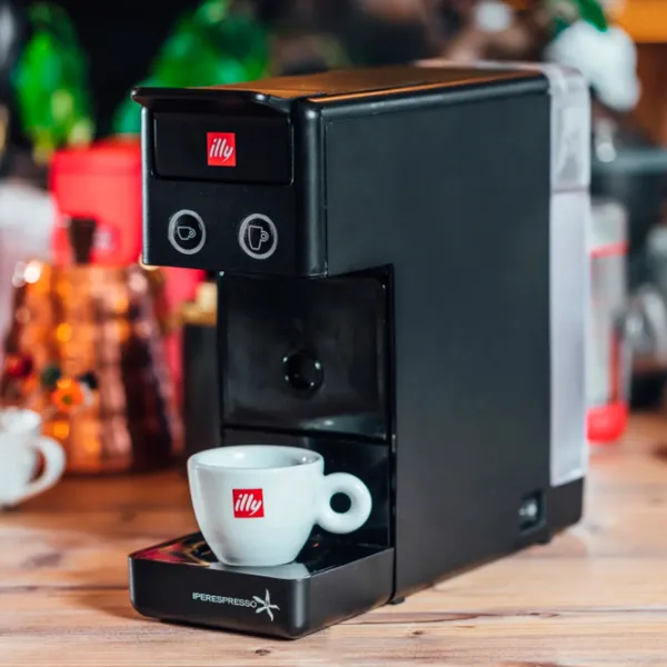 Espressor Illy Y3.3  / 0.75 l / Black photo 5