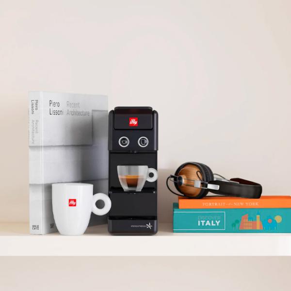 Espressor Illy Y3.3  / 0.75 l / Black photo 7