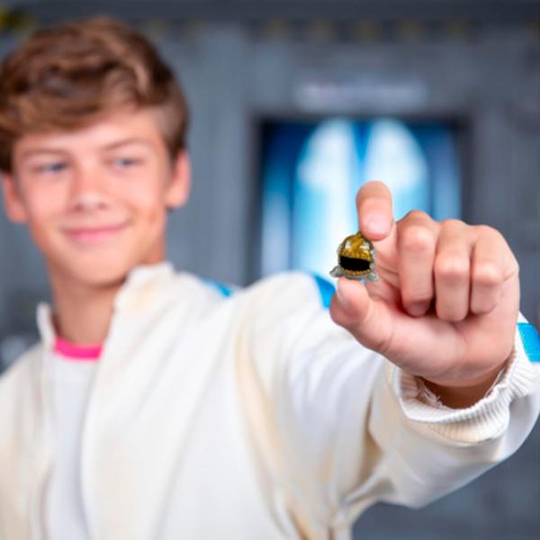 Figurină MrBeast Lab Swarms 5+ / Blue photo 3