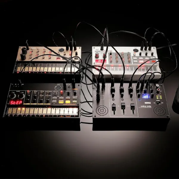 Mixer Korg Volca Mix activ / 20 Hz - 20 kHz / Black photo 4