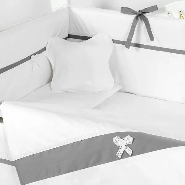 Детское постельное бельё PernaMea Elegance (PM.100102/3) Хлопок/ Серый White photo 3 Детское постельное бельё PernaMea Elegance (PM.100102/3) Хлопок/ Серый White photo 3