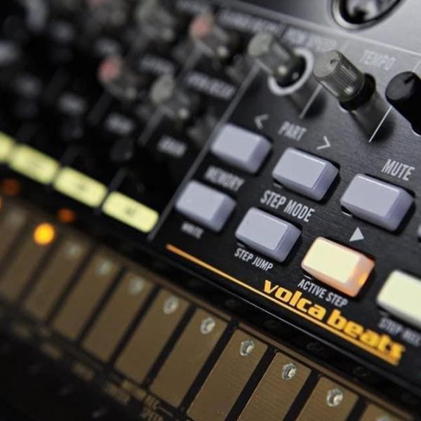 Mixer Korg Volca Beats activ / 40 Hz - 15 kHz / Black photo 3