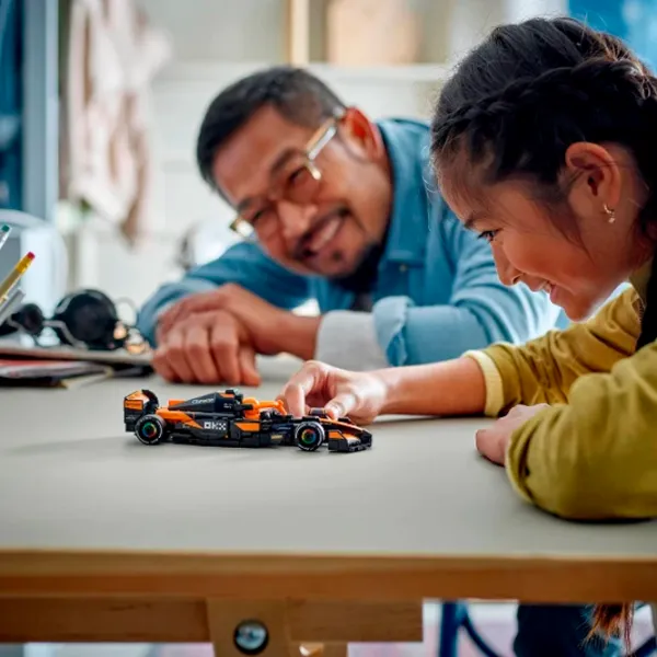 Конструктор LEGO McLaren F1 Team MCL38 Автомобиль/ Черный photo 5