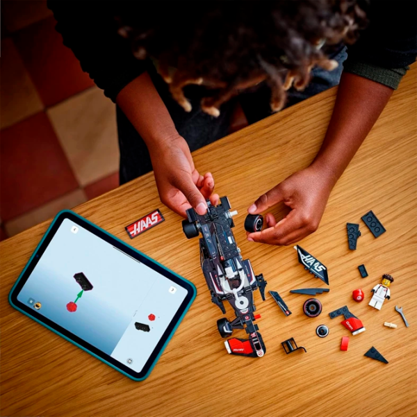 Constructor LEGO MoneyGram Haas F1 Team VF-24 Mașină/ Black photo 7