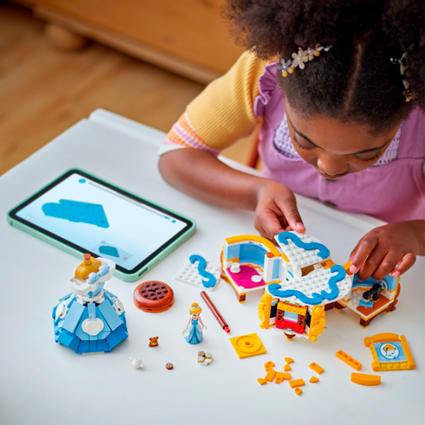 Конструктор LEGO Princess Cinderella's Dress Сцена из фильма/ Синий photo 4