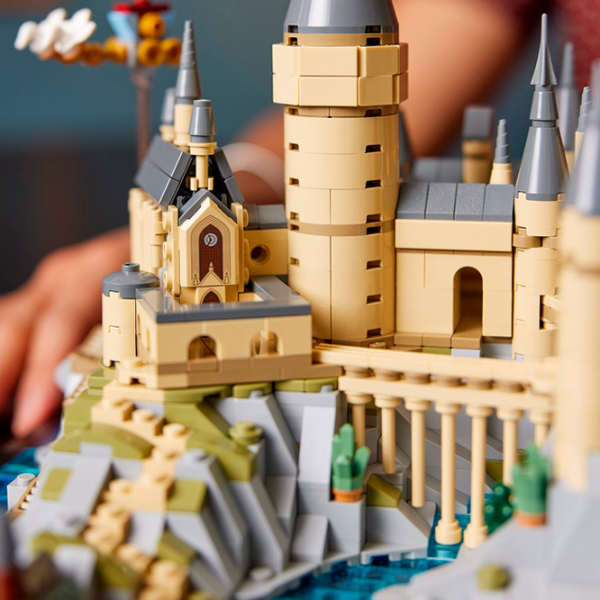 Constructor LEGO Hogwarts Castle and Grounds Clasic/ Beige photo 7