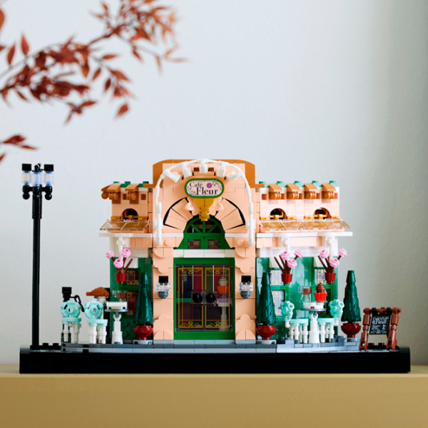Constructor LEGO French Café Clasic/ Beige photo 5