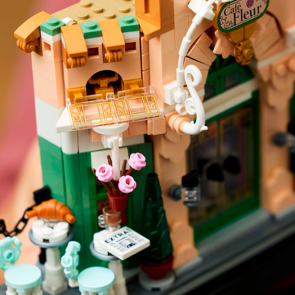 Constructor LEGO French Café Clasic/ Beige photo 8