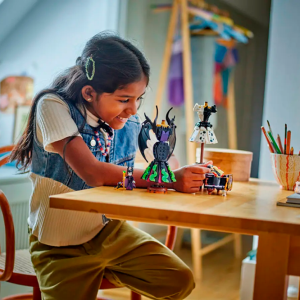 Constructor LEGO Maleficent's And Cruella De Vil's Dresses Personaj de film/ Black photo 5