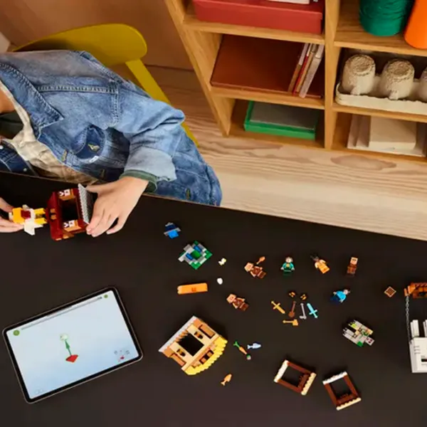 Constructor LEGO The Ghast Balloon Village Attack Clasic/ Multicolor photo 9