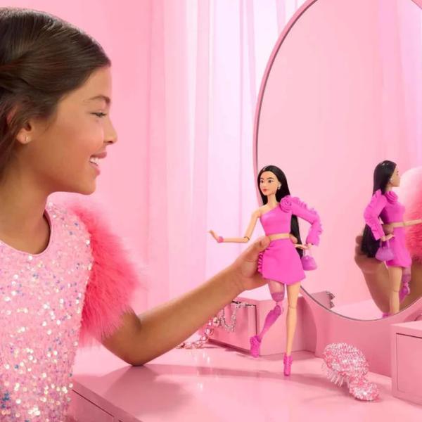 Кукла Barbie Sparkly Prosthetic Leg HYV26 модель / 3+ photo 5