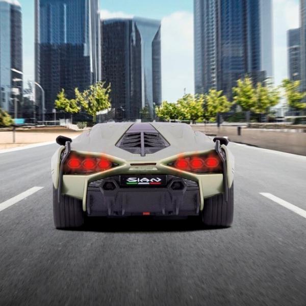 Mașină Revell Lamborghini SIAN 24691 10 km/h / 2.4 GHz / Black Green photo 7