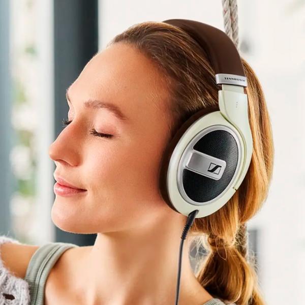 Студийные наушники Sennheiser HD 599  Проводная / Полноразмерные photo 4
