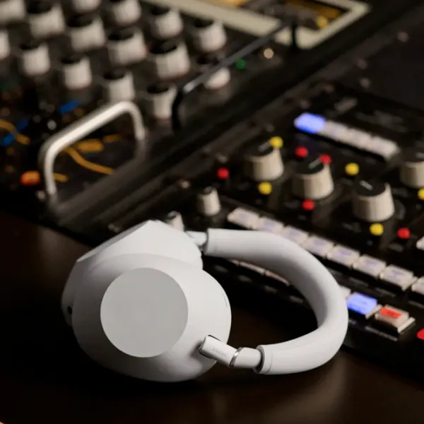 Căști Sony WH-1000XM6B Silver Silver Fără fir/ Personal photo 9