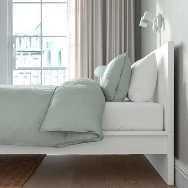 Pat Ikea Malm/Lindbaden 180 x 200 cm / Masiv / White photo 5 Pat Ikea Malm/Lindbaden 180 x 200 cm / Masiv / White photo 5