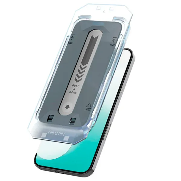 Защитное стекло Apple iPhone 17  Nillkin /  photo 4 Защитное стекло Apple iPhone 17  Nillkin /  photo 4