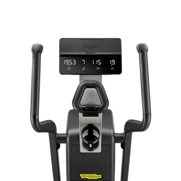 Эллиптический тренажер Technogym Elliptical Привод: Передний / 130 кг / Черный photo 4
