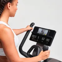 Эллиптический тренажер Technogym Elliptical Привод: Передний / 130 кг / Черный photo 6