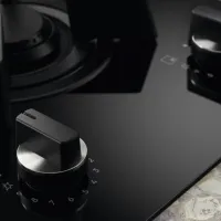 Газовая варочная панель Electrolux KDI641723K Закаленное стекло / Черный photo 6