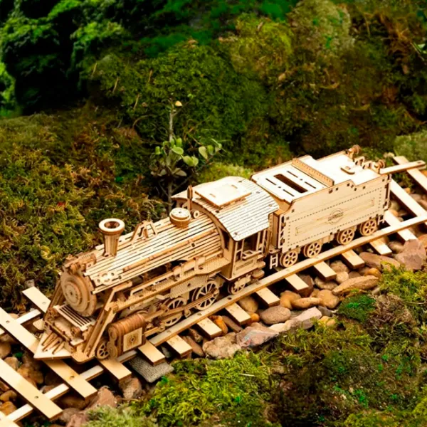 Puzzle 3D RoLife Prime Steam Express 14+/ Numărul de piese: 349 photo 3