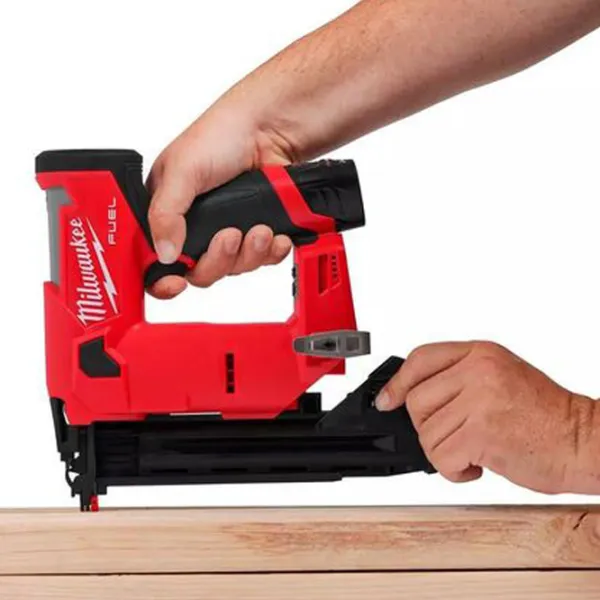 Pistol pneumatic Milwaukee M12 FCN18GS-0X Red /  photo 3