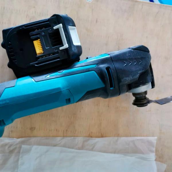 Многофункциональная машина Makita DTM51Z Зеленый / Пластик photo 4 Многофункциональная машина Makita DTM51Z Зеленый / Пластик photo 4