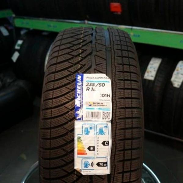 Anvelope Michelin BMW-AUSFЬHRUNG 245/50 R18 100H Iarnă / Autoturism photo 2