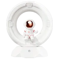 Проектор звезд XO Astronaut Spaceman Tri-color Night Light Pat OZ12 3+ / Brown Белый