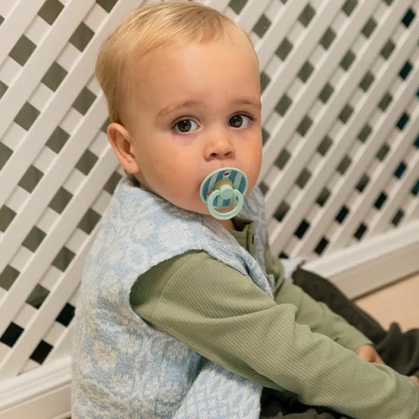 Соска круглая Bibs Studio Colour 12022102 Унисекс / 6 месяцев - 18 месяцев / Латекс / Бензин photo 5 Соска круглая Bibs Studio Colour 12022102 Унисекс / 6 месяцев - 18 месяцев / Латекс / Бензин photo 5