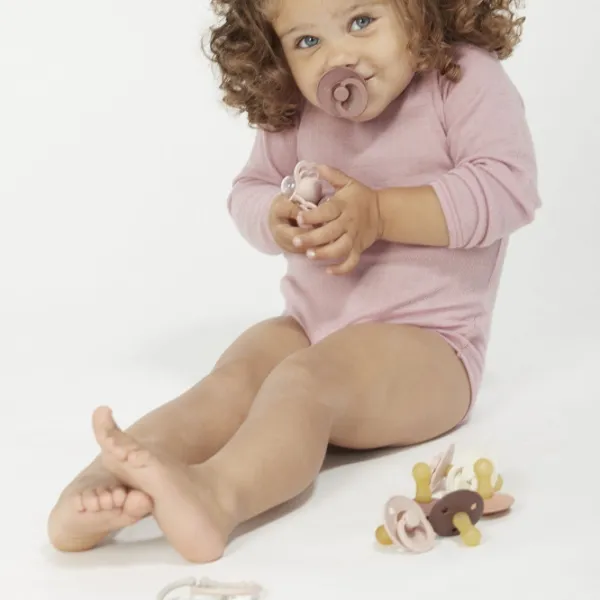 Соска круглая Bibs Colour 120459 Унисекс / 0 месяцев - 6 месяцев / Латекс / Слоновая кость photo 5 Соска круглая Bibs Colour 120459 Унисекс / 0 месяцев - 6 месяцев / Латекс / Слоновая кость photo 5