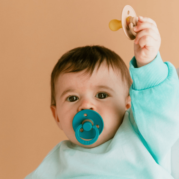 Соска круглая Bibs Studio Colour 110453 Унисекс / 0 месяцев - 6 месяцев / Латекс / Scuba photo 5 Соска круглая Bibs Studio Colour 110453 Унисекс / 0 месяцев - 6 месяцев / Латекс / Scuba photo 5