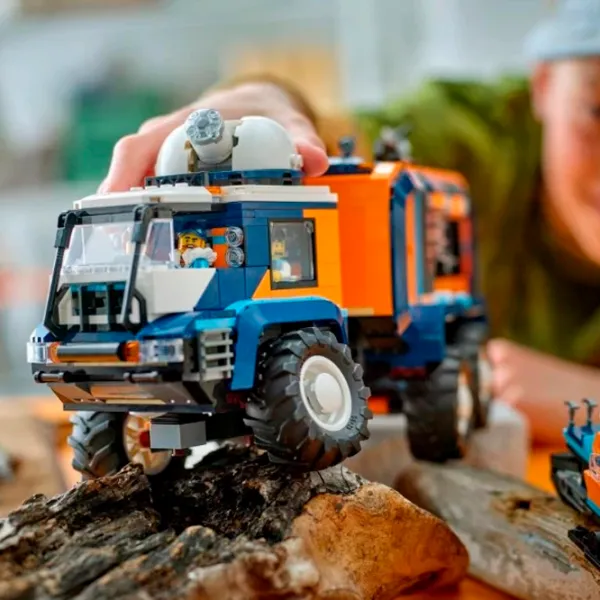 Constructor LEGO Arctic Truck Transport/ Blue photo 6