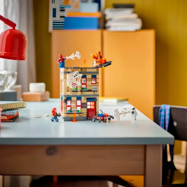 Constructor LEGO Peter Parker's Apartment Clasic/ Beige photo 7