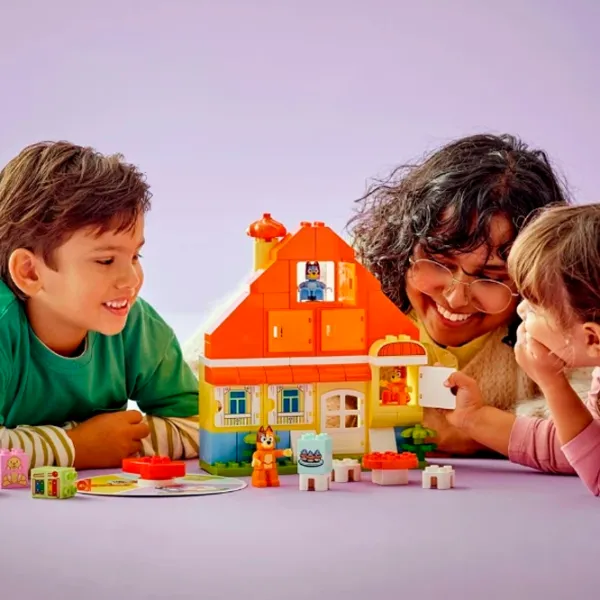 Constructor LEGO Bluey's Family House With Memory Game Clasic/ Orange photo 4
