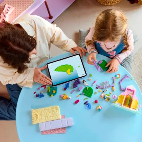 Constructor LEGO Sweet Treat Mountain & Kitty Garden Clasic/ Pink photo 6