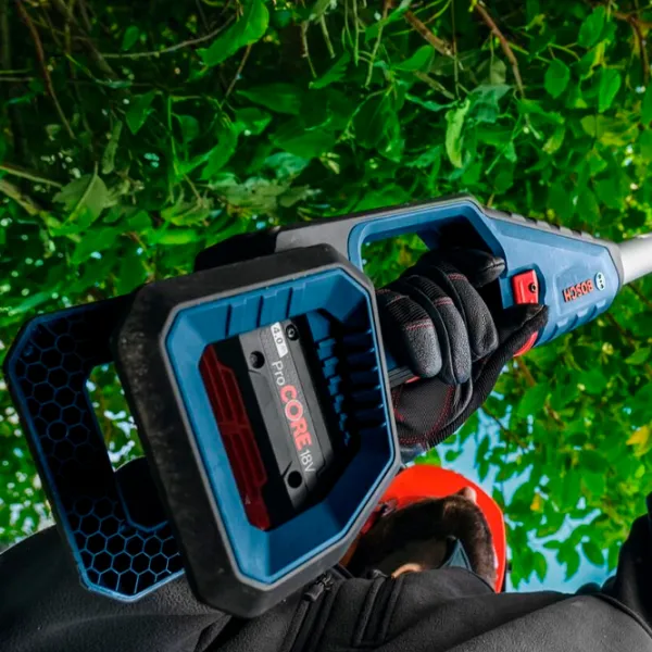 Mașină de tuns gard viu Bosch GHE 18V-50 TP Cu acumulator / Blue photo 4 Mașină de tuns gard viu Bosch GHE 18V-50 TP Cu acumulator / Blue photo 4
