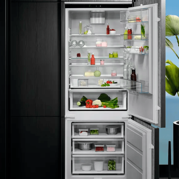 Frigider AEG NSC7P751DS cu congelator jos 376 l / 188.4 cm / White photo 3