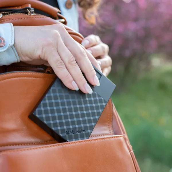 Внешний накопитель HDD Verbatim Fingerprint Secure 2 ТБ 53651 / Черный photo 4