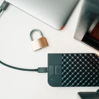 Unitate externă de stocare HDD Verbatim Fingerprint Secure 1 TB 53650 / Black photo 7