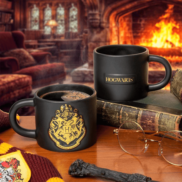 Cană Paladone Harry Potter Hogwarts Crest Embossed Mug 400 ml photo 3