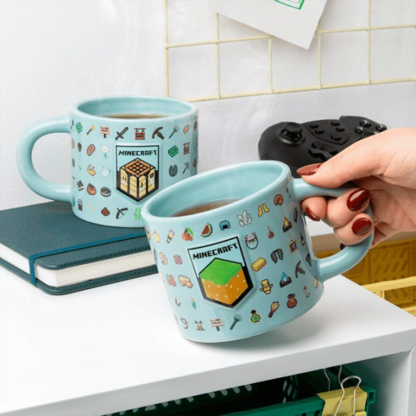 Cană Paladone Minecraft Embossed Mug 400 ml photo 3