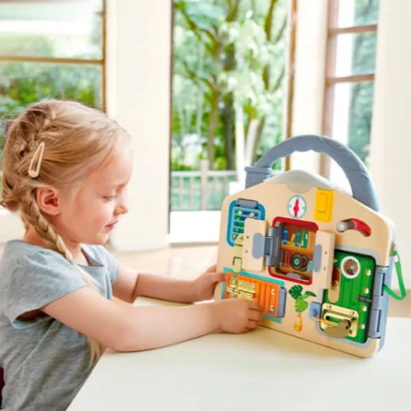 Игровой набор Hape Love Play. Learn Запирай и учись E1111 3+ / Разноцветный Коричневый photo 8