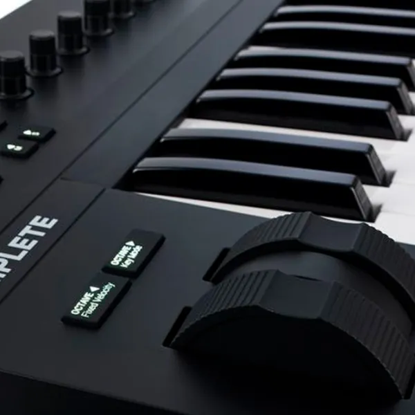 MIDI claviatură Native Kontrol A25 25 / Compact photo 4