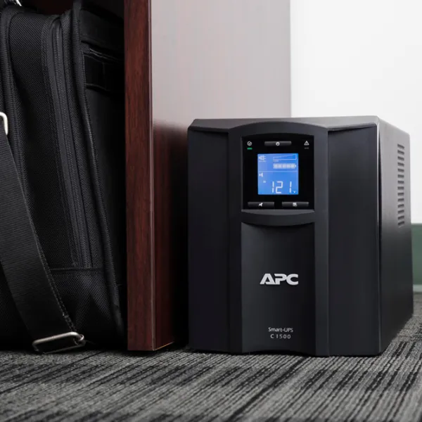 UPS APC Smart-UPS C SMC1500IC Black photo 5