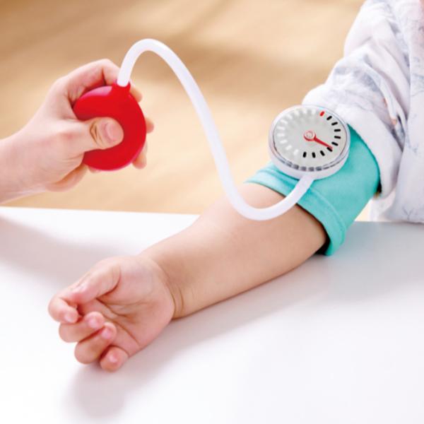 Ролевые игры Hape Little Doctor 3+ / Доктор набор photo 6