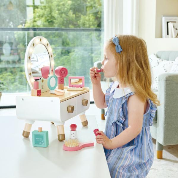 Ролевые игры Hape My Stylish Dressing Table 3+ / set de frumusete  photo 9