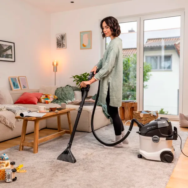 Aspirator cu spălare KARCHER SE6 Signature Line 1000 W / Black White photo 3